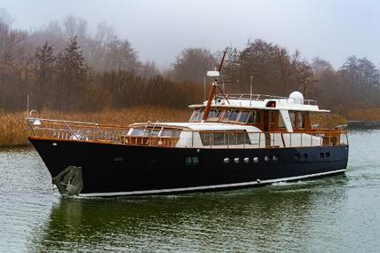 Feadship Riva Caravelle