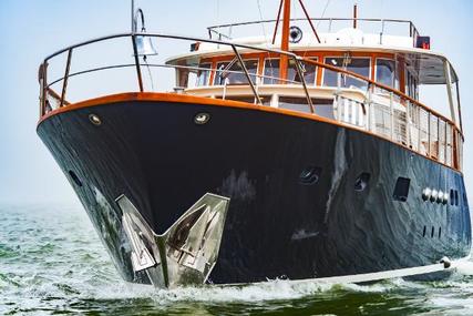 Feadship Riva Caravelle