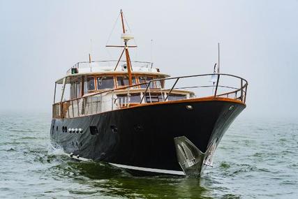 Feadship Riva Caravelle