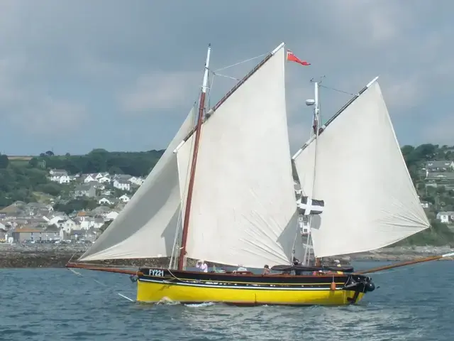 Custom Boats Looe Lugger