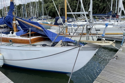 Custom Boats Fred Parker Sloop