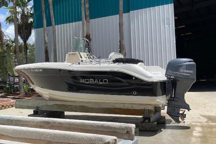 Robalo R180 Center Console