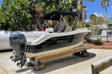 Robalo R180 Center Console