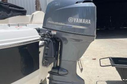 Robalo R180 Center Console