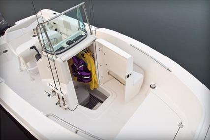 Robalo R180 Center Console