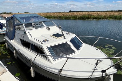 Pace Boat Reflection 23