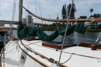 Herreshoff 31 Cat Ketch