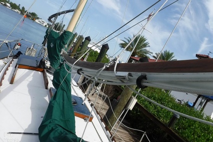 Herreshoff 31 Cat Ketch