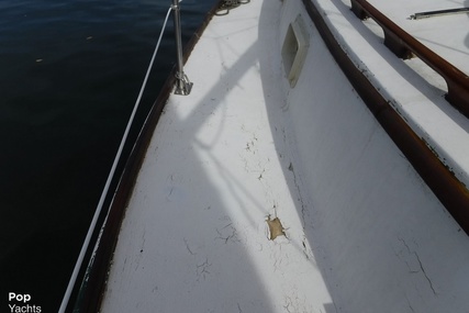 Herreshoff 31 Cat Ketch