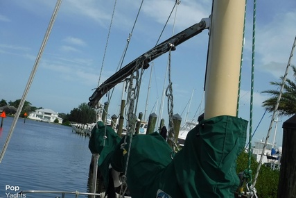 Herreshoff 31 Cat Ketch