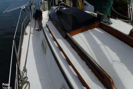 Herreshoff 31 Cat Ketch