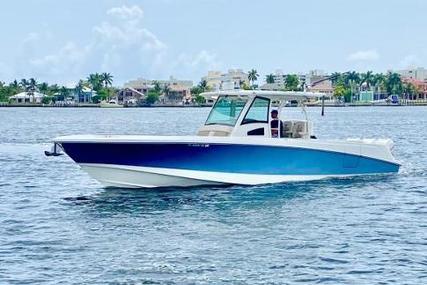 Boston Whaler 370 Outrage