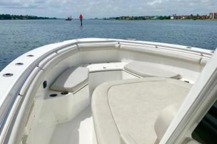 Boston Whaler 370 Outrage