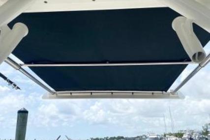 Boston Whaler 370 Outrage