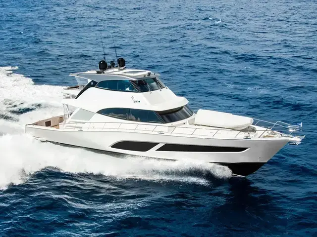 Riviera 72 Sports Motor Yacht