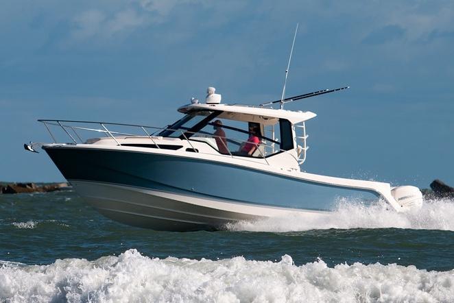 Boston Whaler 325 Conquest