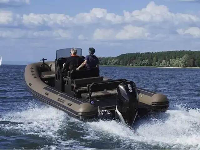 Brig Navigator 26