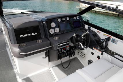 Formula 330 Crossover Bowrider I-O