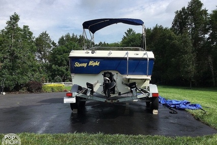 Bayliner 210 Cuddy