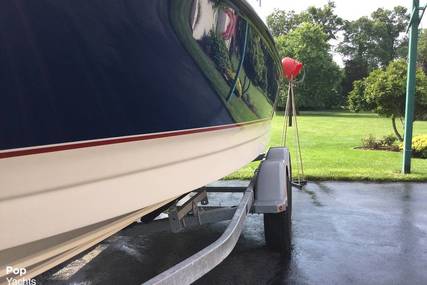 Bayliner 210 Cuddy