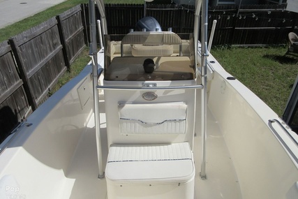 Sea Hunt 232 Triton