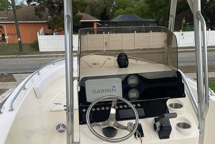 Sea Hunt 232 Triton