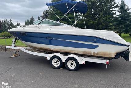 Sea Ray 220 Overnighter