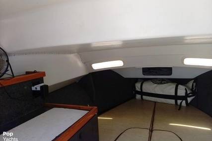 Skipjack 24 flybridge