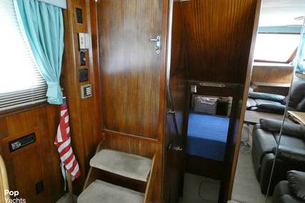 Hatteras 40 Double Cabin