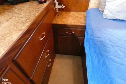 Hatteras 40 Double Cabin