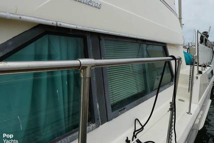 Hatteras 40 Double Cabin