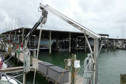 Hatteras 40 Double Cabin