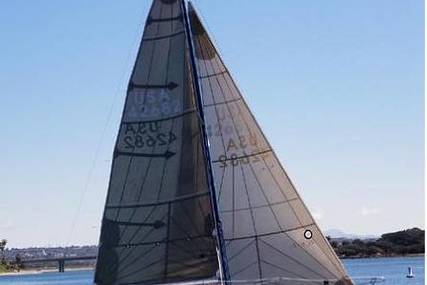 Hobie Cat 33