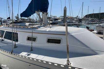 Islander Sailboats Bahama 30