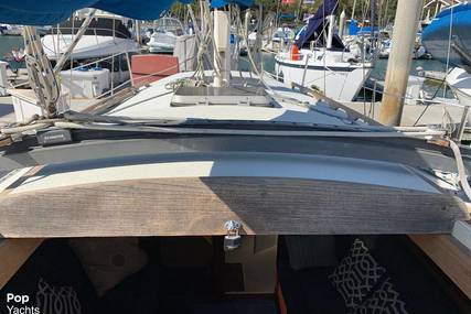 Islander Sailboats Bahama 30