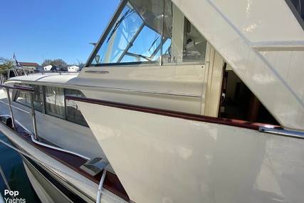 Chris Craft 470 Commander