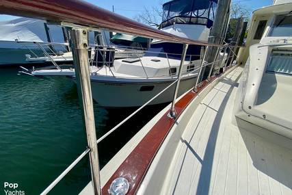 Chris Craft 470 Commander