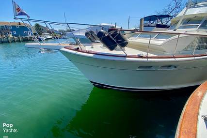 Chris Craft 470 Commander