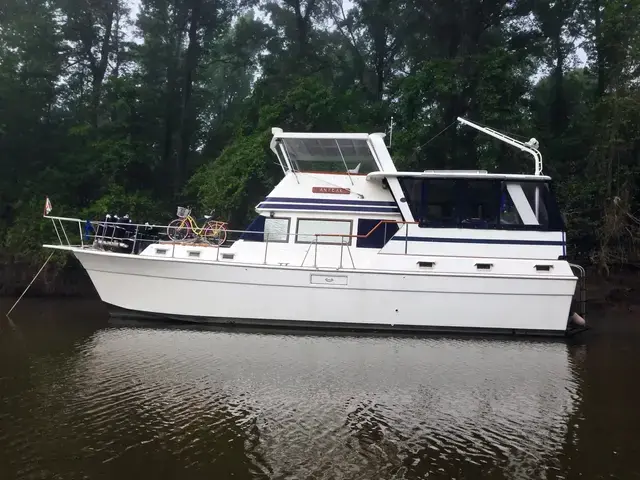 Gulfstar 44 Motor Cruiser