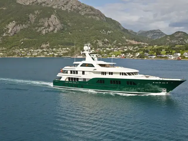 Feadship 203