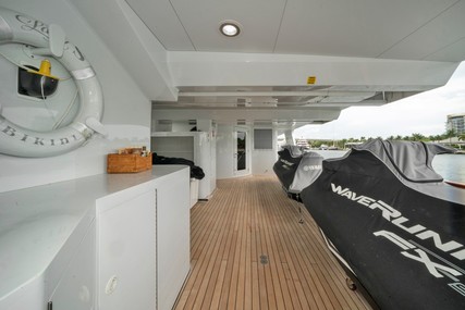 Benetti 151