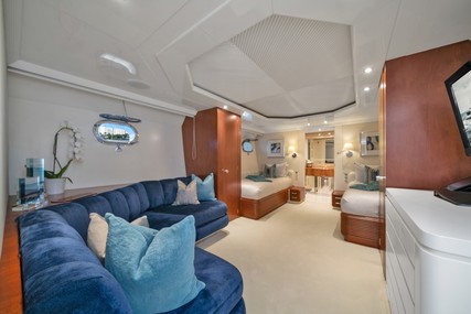 Benetti 151