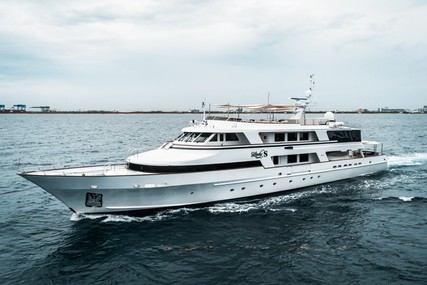 Benetti 151