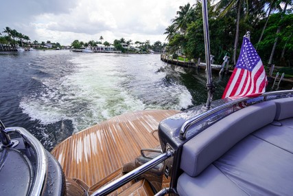 Pershing 88 Yacht