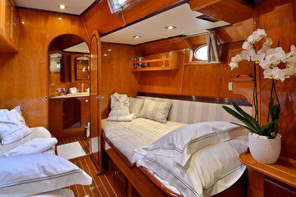 Brooke Yachts 95