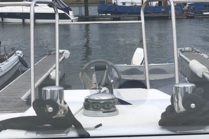 Cheetah Marine 9.2 Catamaran