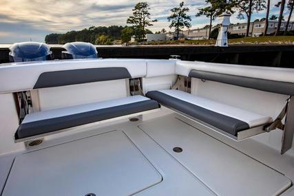 Albemarle 31 Dual Console