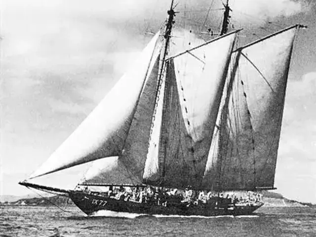 Cox & Stevens Gaff Schooner