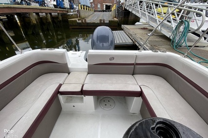 Hurricane Sundeck 217