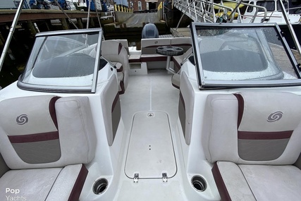 Hurricane Sundeck 217